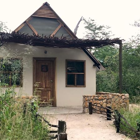 Gwango Heritage Resort Dete ภายนอก รูปภาพ