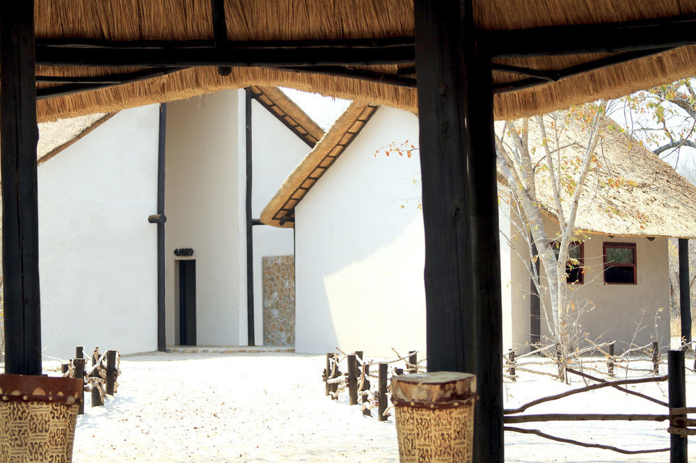 Gwango Heritage Resort Dete ภายนอก รูปภาพ