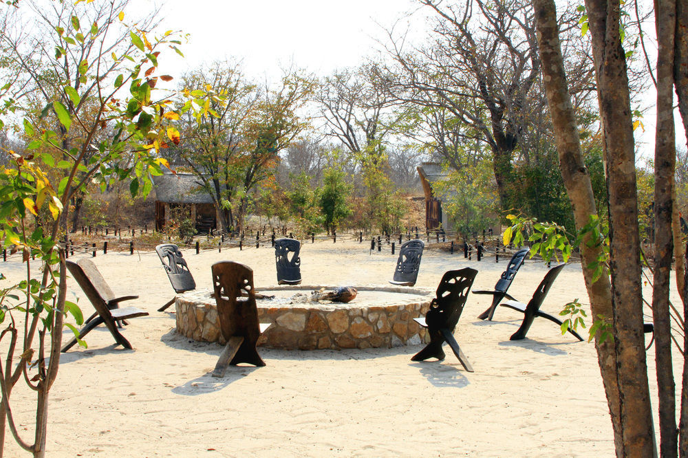 Gwango Heritage Resort Dete ภายนอก รูปภาพ